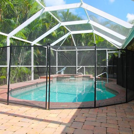 Luxury Home, Hot Tub, Heated Pool, Tiki Bar - Villa Spain Cape Coral Exterior foto